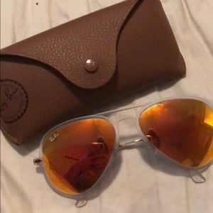 Flexible orange ray bans
